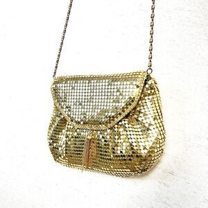 VTG Gold Metal Chain Mesh Clutch Purse Bag W/ Chain Strap Regency Hollywood Glam